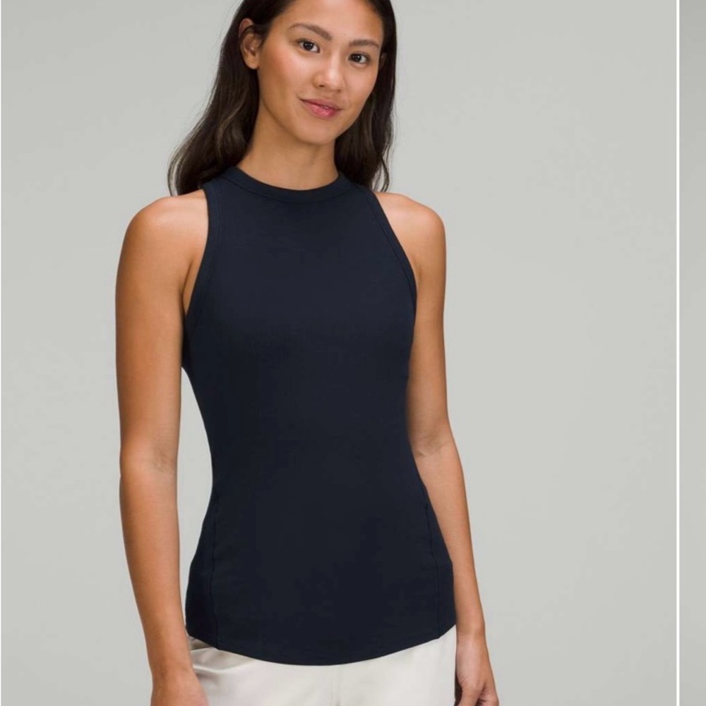 Women's Black Sleeveless Top